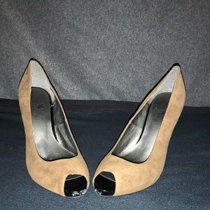 Brand new tan suede open toe heels